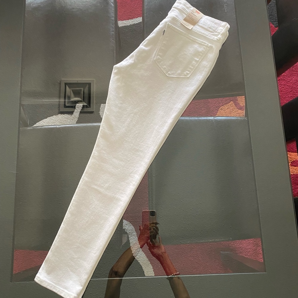NWT Levi’s White Skinny Cropped Jeans. Size 29/8 - Picture 7 of 10